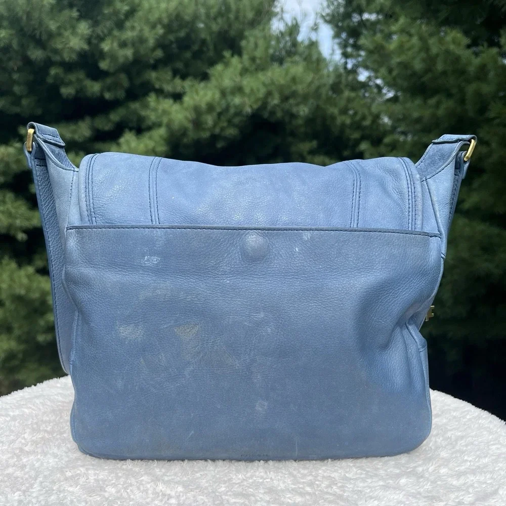 Vintage Fossil Crossbody Bag Cowhide Leather Baby Blue Messenger Purse Key Tag